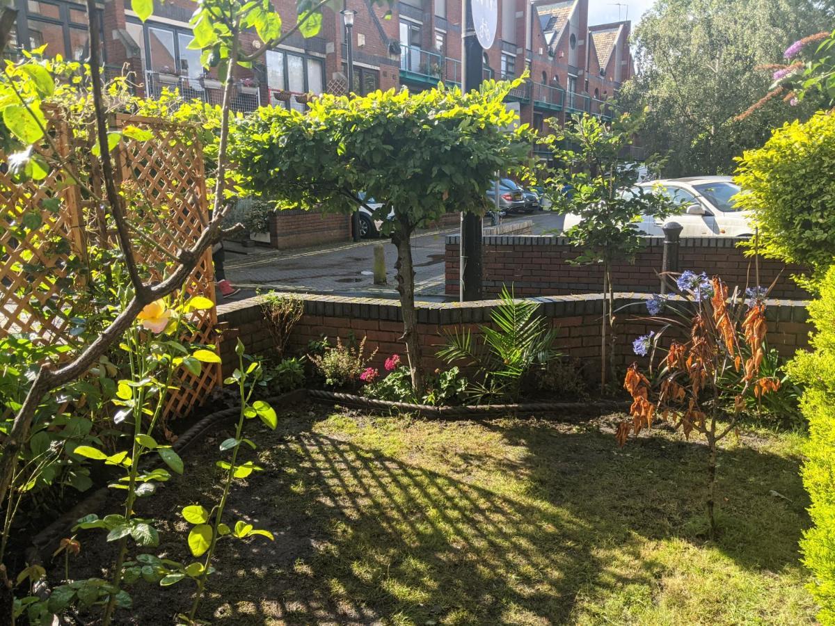 Rotherhithe Apartment Near Park And River Лондон Екстериор снимка